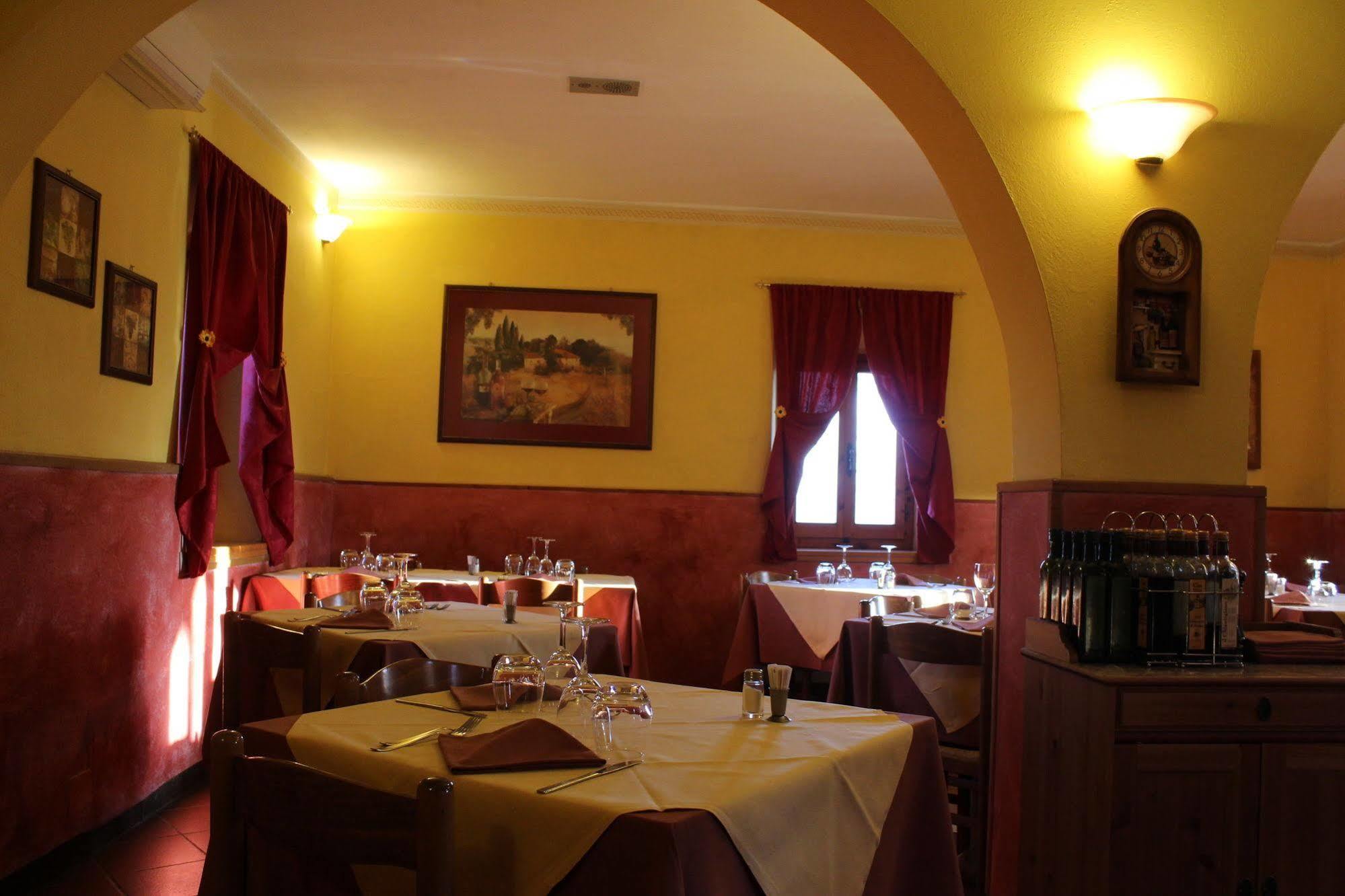 Albergo La Pieve Castelfiorentino Εξωτερικό φωτογραφία